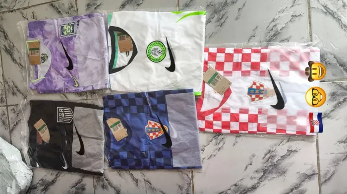 Camisas tailandesas