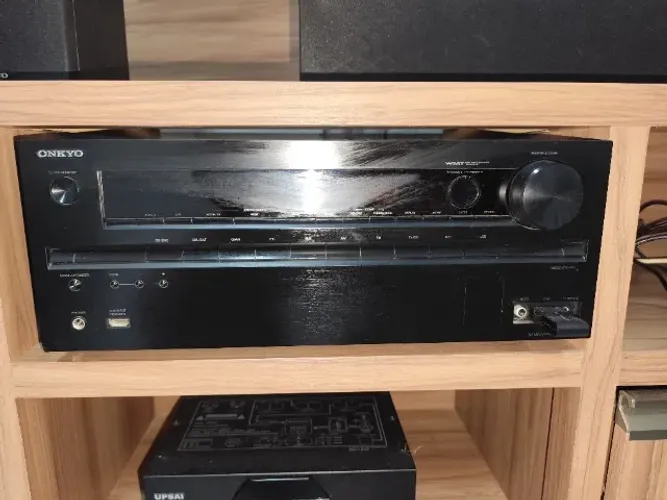 Receiver Onkyo TX-NR515