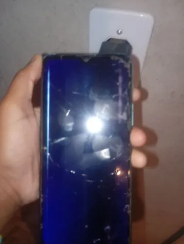 Celular queBrado