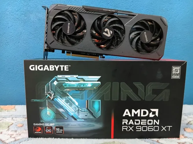 RX 9060 XT 16GB