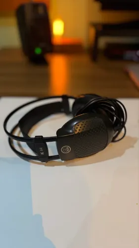 Fone de Ouvido AKG K44