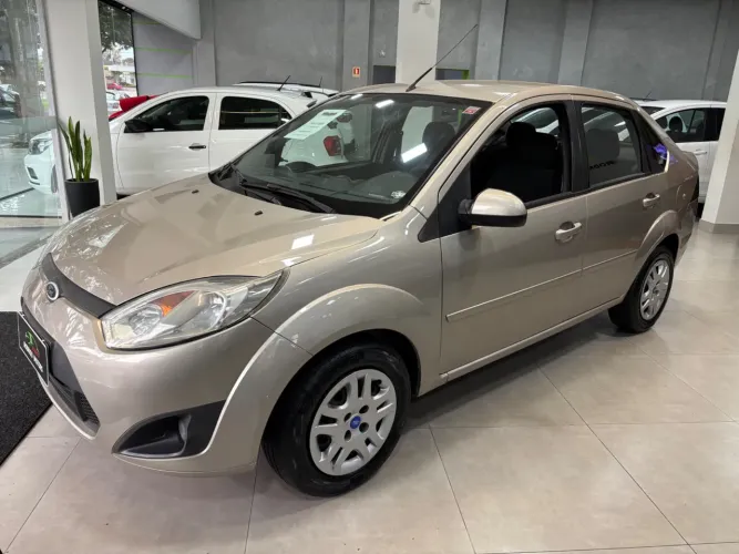 Ford Fiesta 1.6 8V Flex/class 1.6 8V Flex 5P 2014