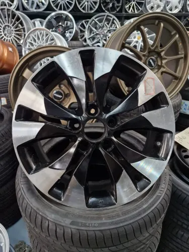 Jogo de rodas c-rv aro 17 5x114 originais 