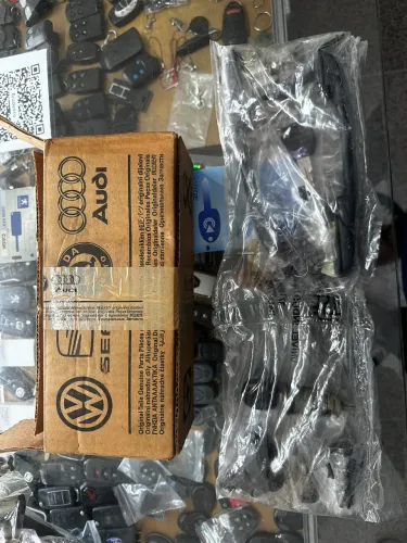 Kit maçanetas, cilindro de ignição, tanque e porta luvas gol bola 