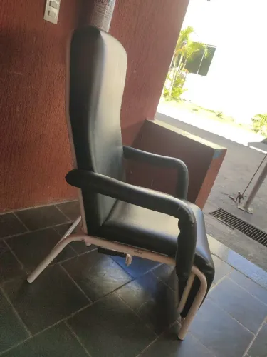 Poltrona hospital reclinável Medi Saude