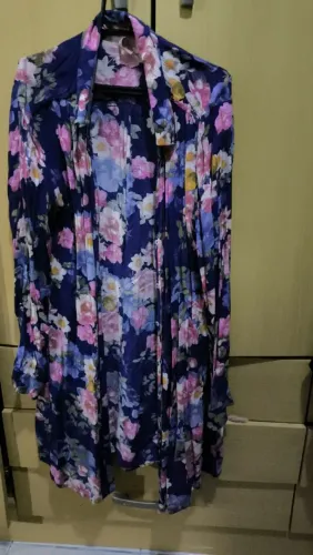 Camisa Floral Manga Longa Tam 46<br>35,00