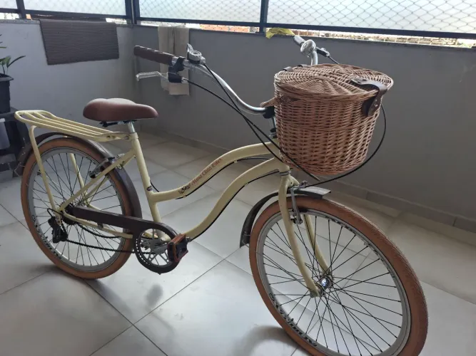 Bicicleta Retrô Maria Clara Bikes Aro 26 C/Cesta + 18 Marchas