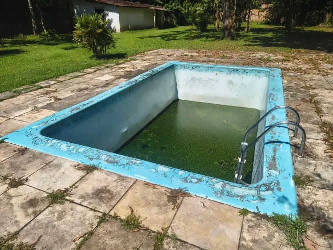 Vendo piscina de fibra usada( para reforma)