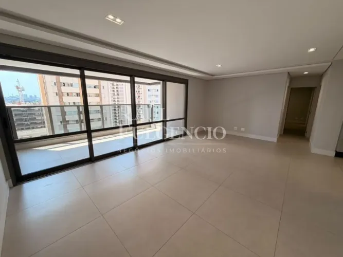 Locação de Apartamentos / Padrão na cidade de Londrina