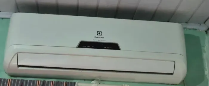 Vendo Central de Ar Electrolux 12000btus 