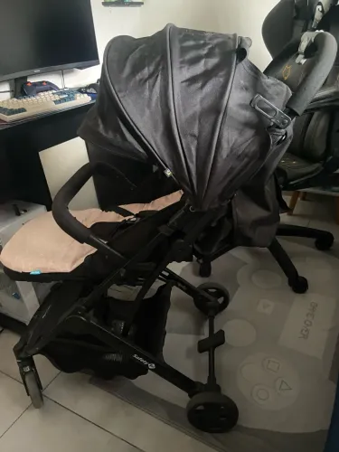 Carrinho de passeio safety 1st