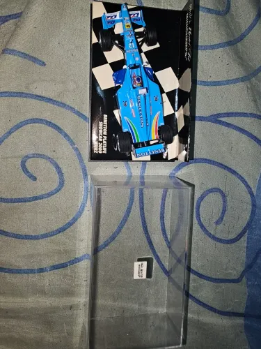 Minichamps 1/43 Benneton 2000 Show Car Wurz