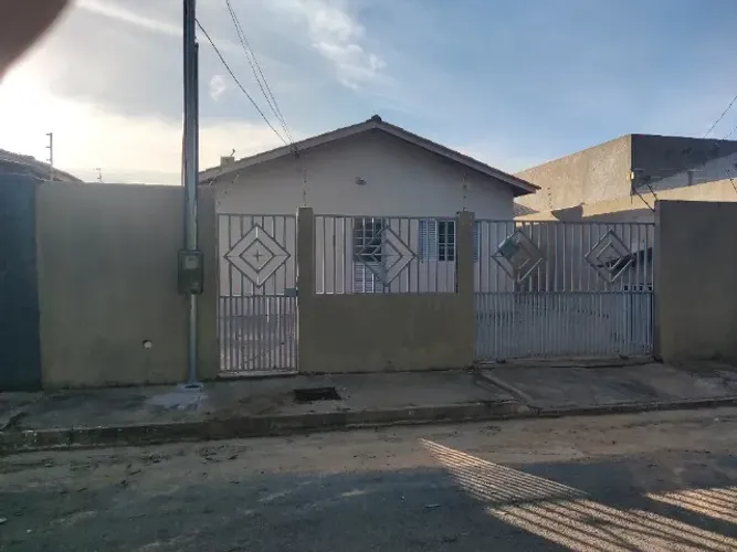 Aluga se casa 