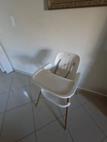 Cadeira de alimentação 