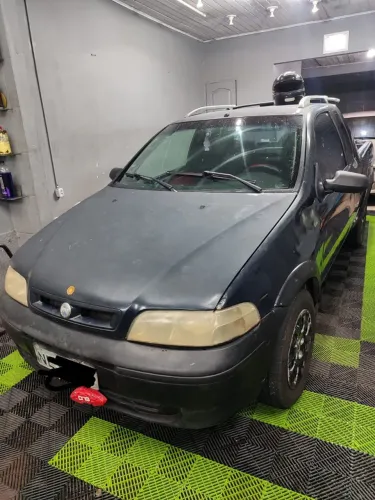 Fiat Strada Working 1.5 MPI 8V CE (álcool) 2002