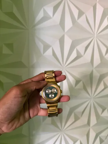 Relógio Swatch cara verde 
