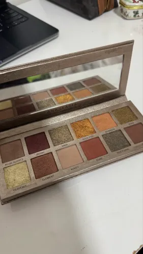 Paleta de sombras Anastasia