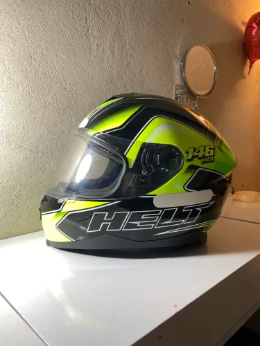 CAPACETE MODELO: 967 NEW RACE DAZZI COR: YELLOW-GREEN/ AMARELO-VERDE HELT