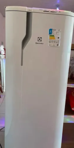 Geladeira eletrolux