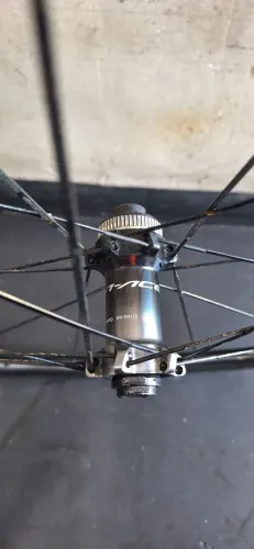 Roda Shimano Dura Ace