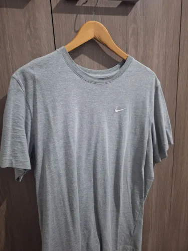 Camiseta nike slim cinza original