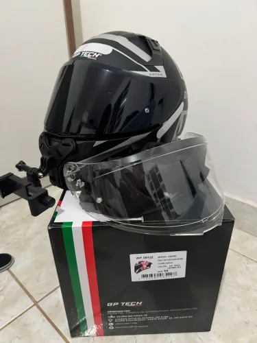 Capacete GP Tech UK 
