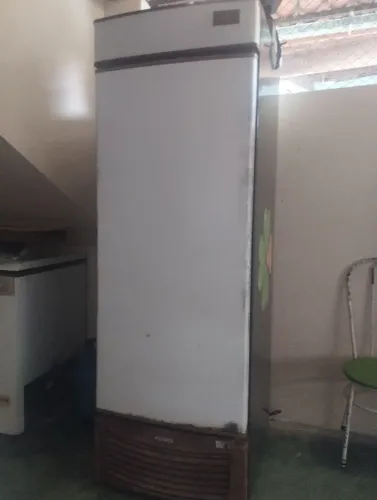 Vende expositor de bebidas