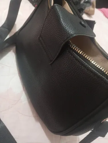 Bolsa preta pequena