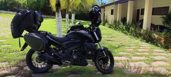 Bajaj dominar 400