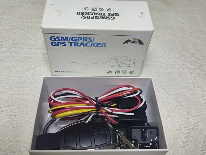 Rastreador e corta corrente GPS Traker 311-C