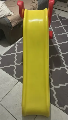 Escorregador infantil