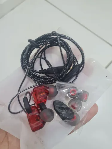 Fone de ouvido para retorno