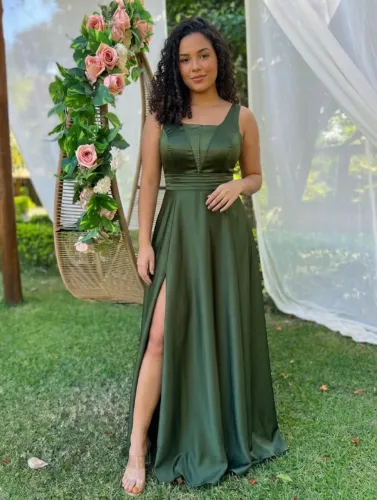 Vestido Longo de Festa Verde Oliva (Madrinha / Formanda) - Tamanho P