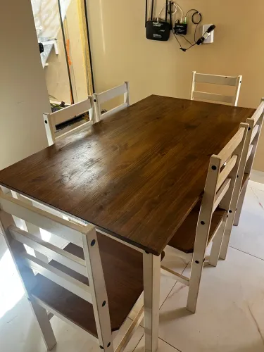 Mesa de 6 cadeiras seminova