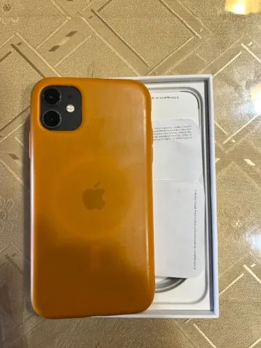 Celular IPhone 11