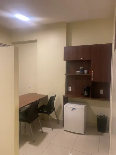 Alugo escritório mobiliado