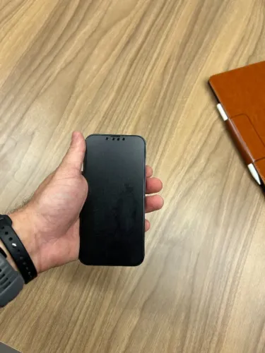 Apple iPhone 14 (256 Gb) - Meia noite | Semi novo
