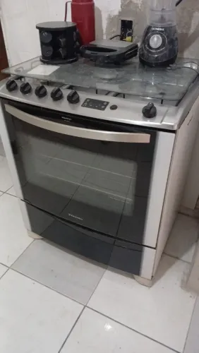 Fogão 5 bocas-Brastemp