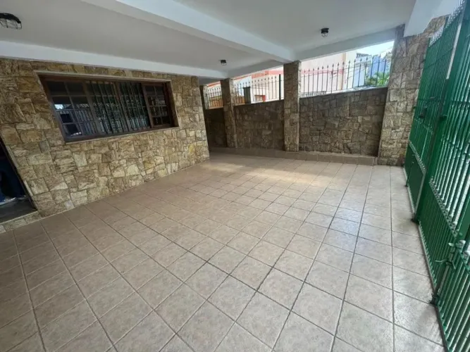 Sobrado a venda no Jaguaré, São Paulo 3 dormitórios, churrasqueira e varanda!