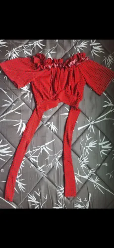 Cropped vermelho novo