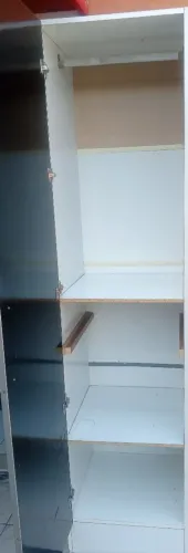 Guarda roupa uma porta