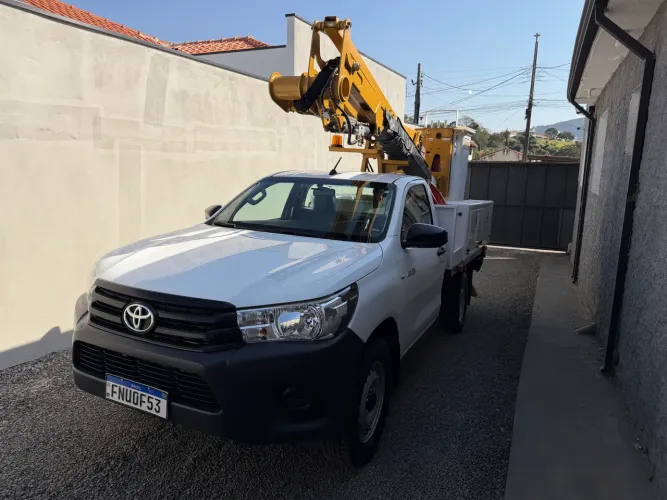 Toyota Hilux Chassi 4X4 2.8 TDI Diesel Mec. 2024