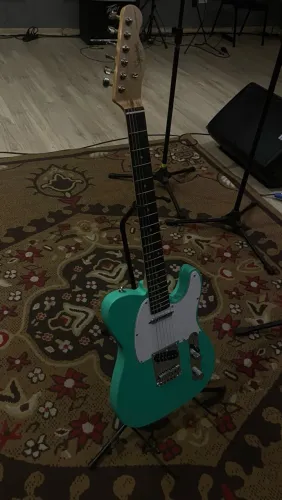 Guitarra Fender Telecaster - Surf Green