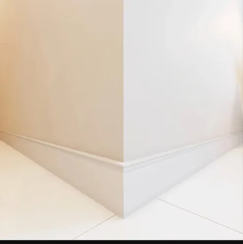 RODAPÉ MDF BRANCO COM FRISO