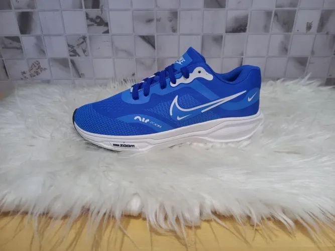 TÊNIS NIKE 