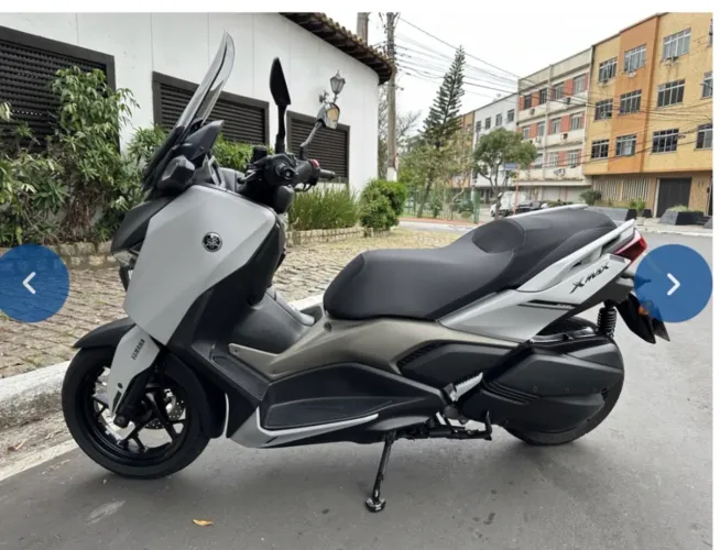 XMAX 250 pouco uso só 2900km