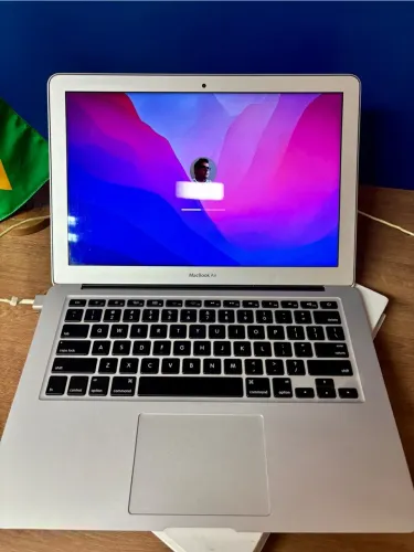 MacBook Air Core i5