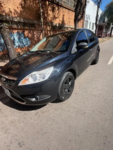 Ford Focus 1.6 S/se/se Plus Flex 8v/16v 5P 2010