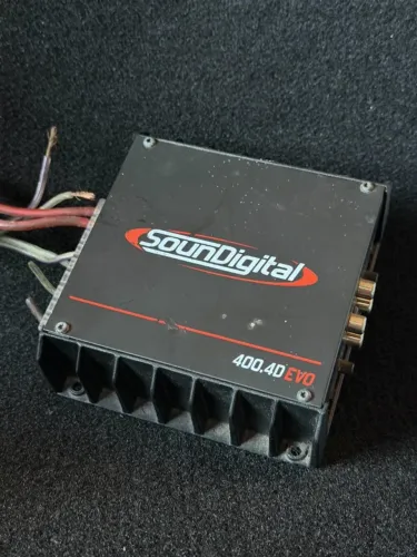 4 Alto falantes Pioneer ( 2 porta frente + 2 portas traseiras) + Modulo Sound Digital