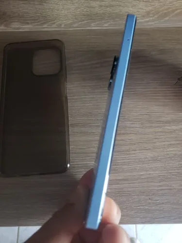 REALMI note 50